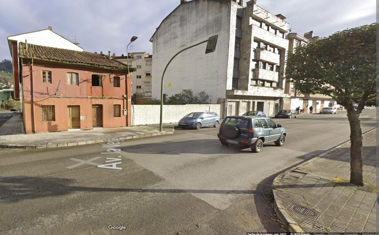Residencial en venda a Avenida la Vega, 119, San Martín del Rey Aurelio