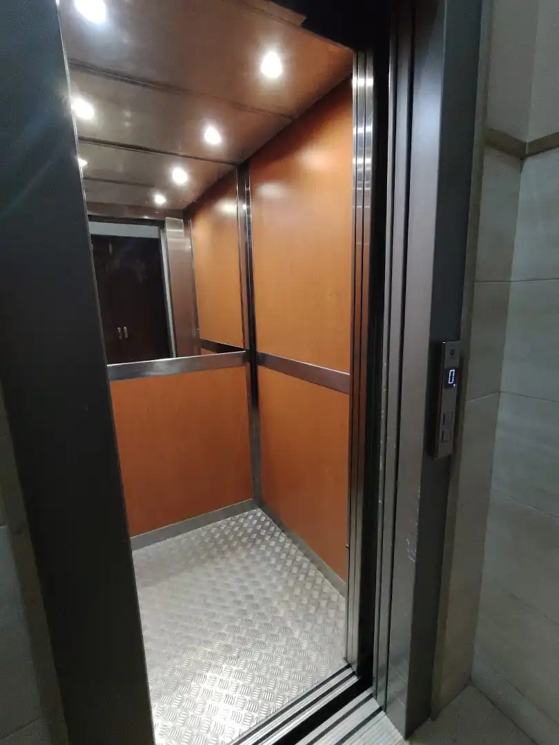Wohnung zum Verkauf in Gijón  mit Heizung, Parkett und Terrasse