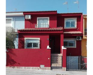 Vista exterior de Casa o xalet en venda en Cartagena amb Aire condicionat, Calefacció i Jardí privat