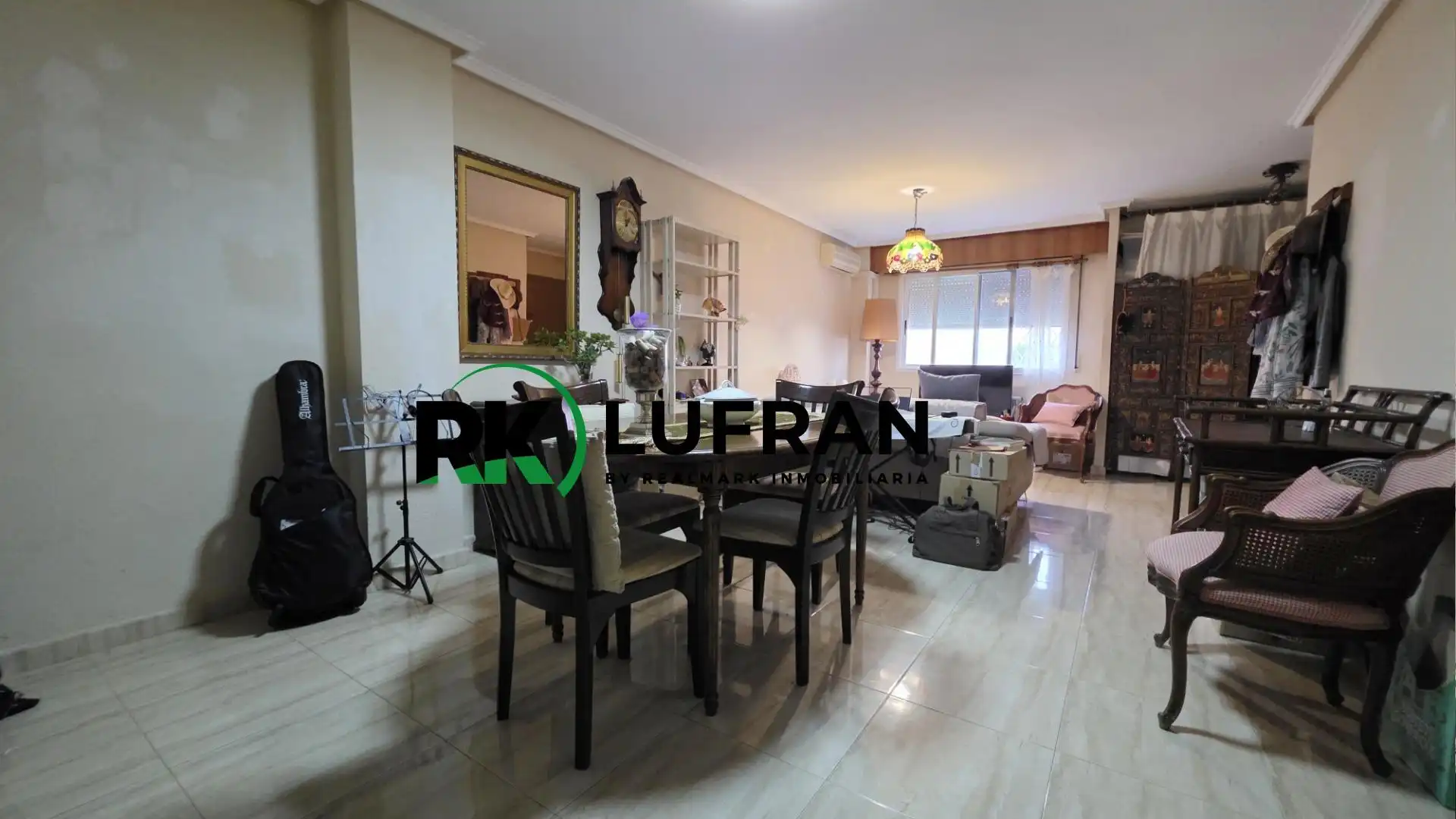Wohnzimmer von Wohnung zum Verkauf in El Campello mit Klimaanlage, Privatgarten und Terrasse