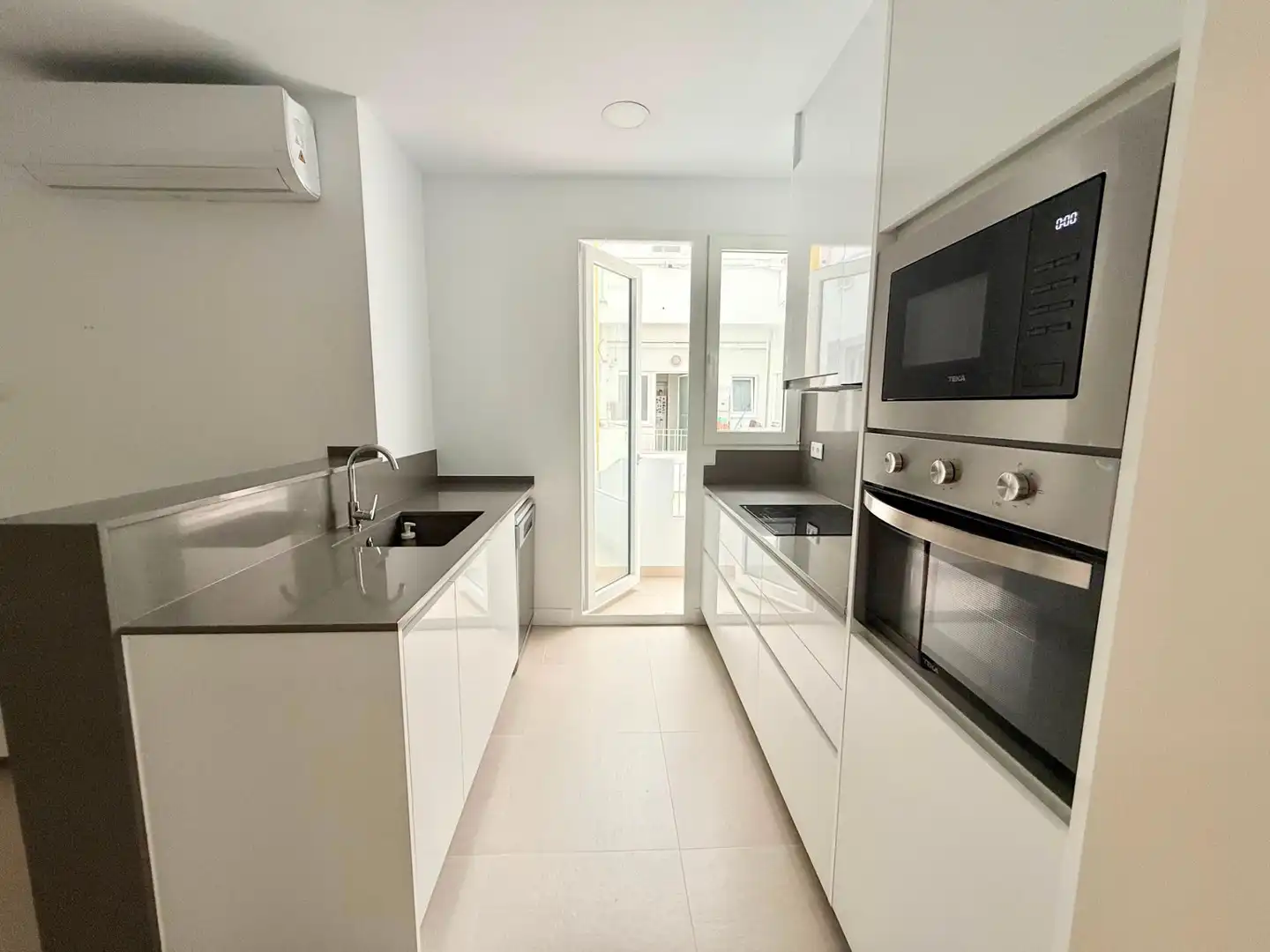 Küche von Wohnung zur Miete in Valencia mit Klimaanlage, Heizung und Möbliert