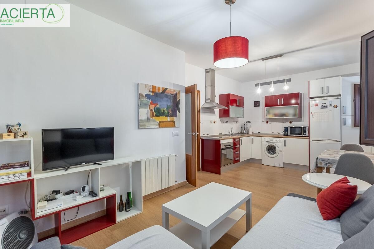 Sala d'estar de Pis en venda en  Granada Capital