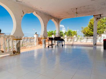 Casa rustica con piscina in vendita a Cómpeta