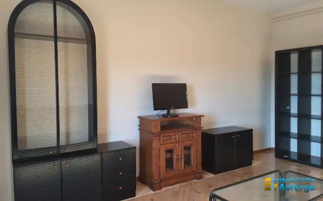 Sala de estar de Piso de alquiler en Astorga con Calefacción, Terraza y Amueblado