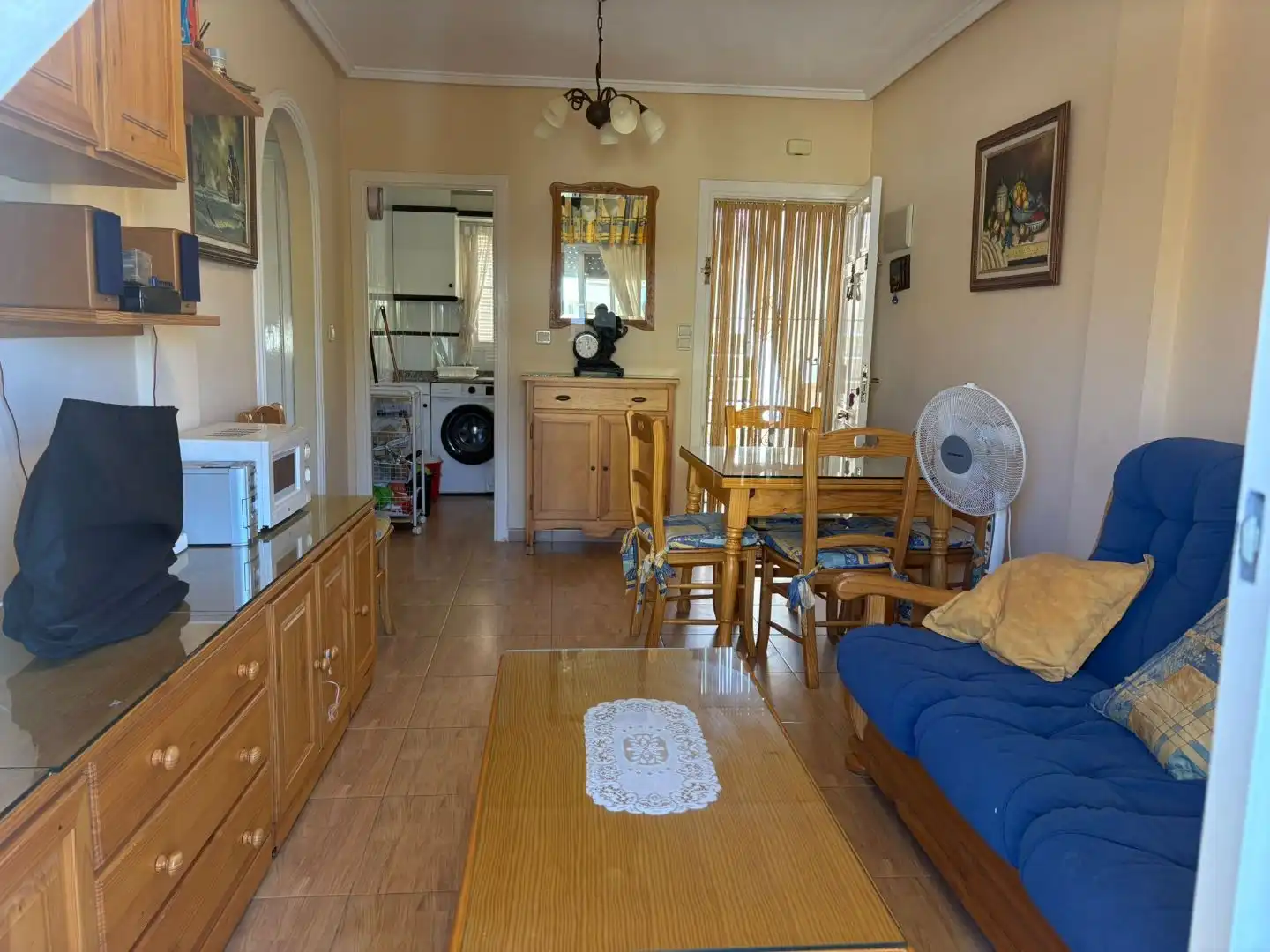Sala d'estar de Pis en venda en Torrevieja amb Terrassa, Piscina i Balcó