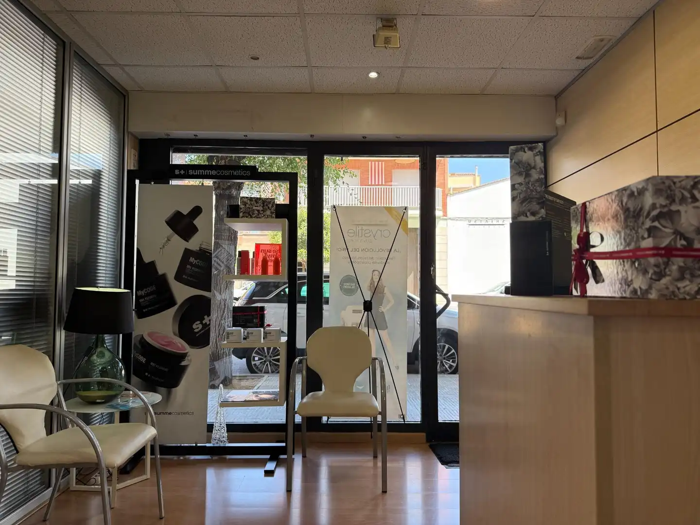 Local comercial en venda a El Poble Sec, imagen 3