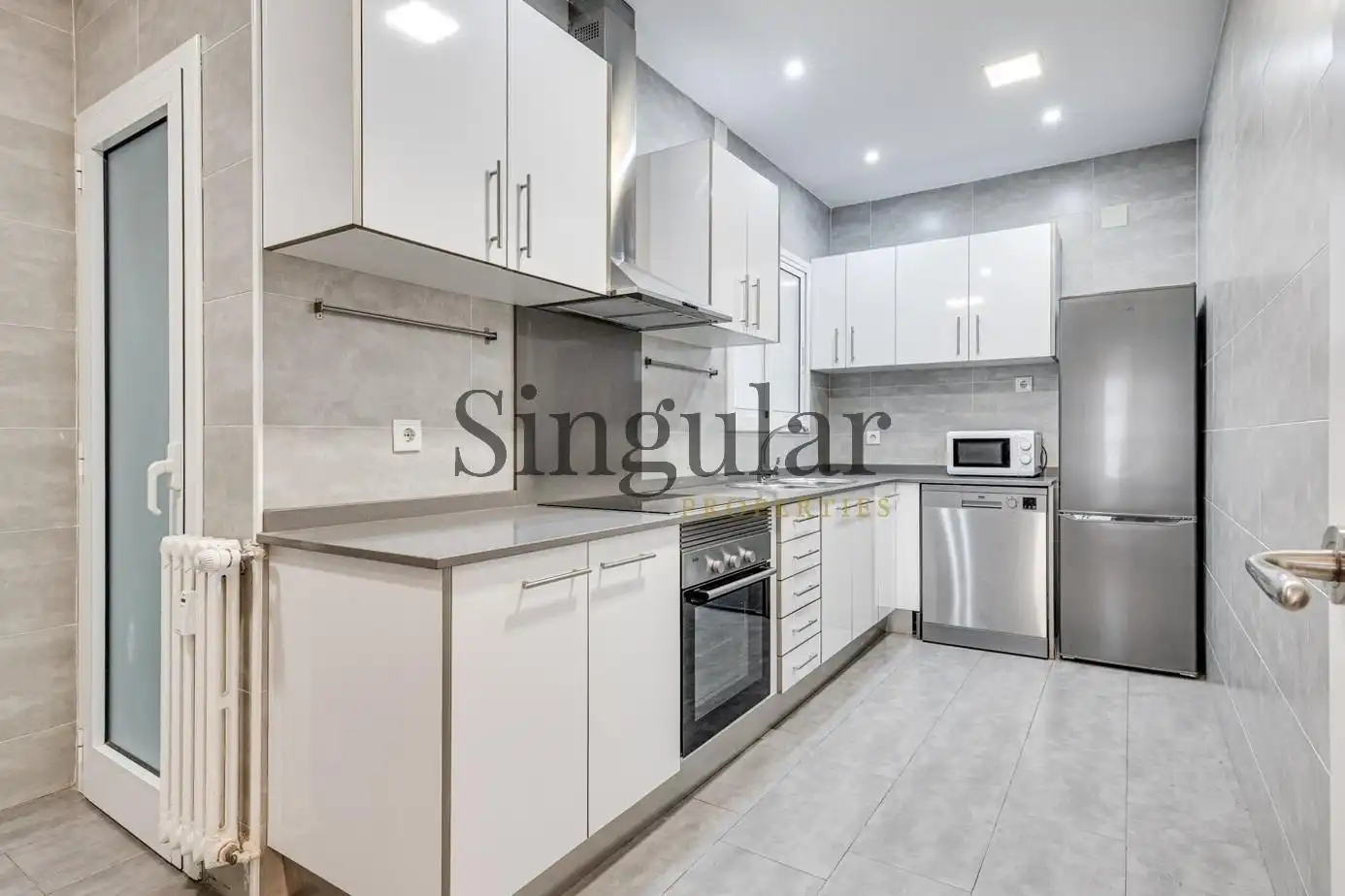 Cocina de Piso en venta en Barcelona con Aire acondicionado y Calefacción