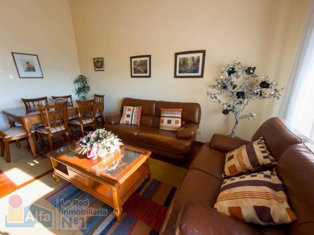 Casa adosada en Venta en Salgueira - O Castaño