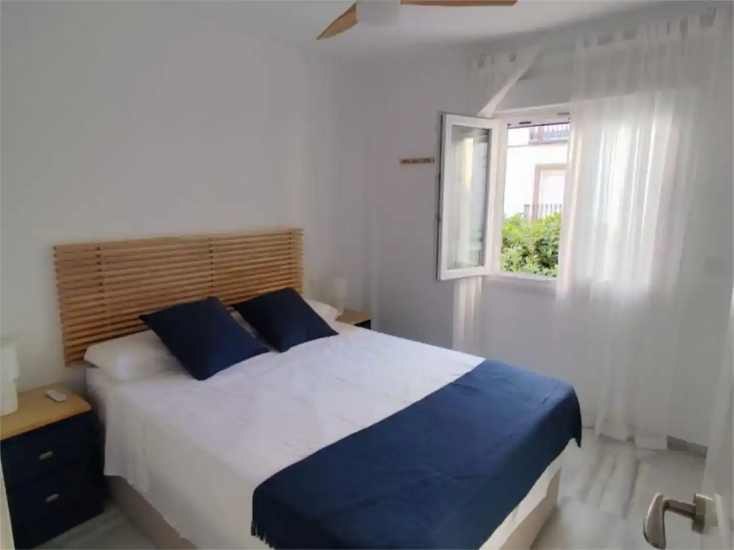 Dormitori de Dúplex de lloguer en Torrox amb Aire condicionat, Piscina i Moblat