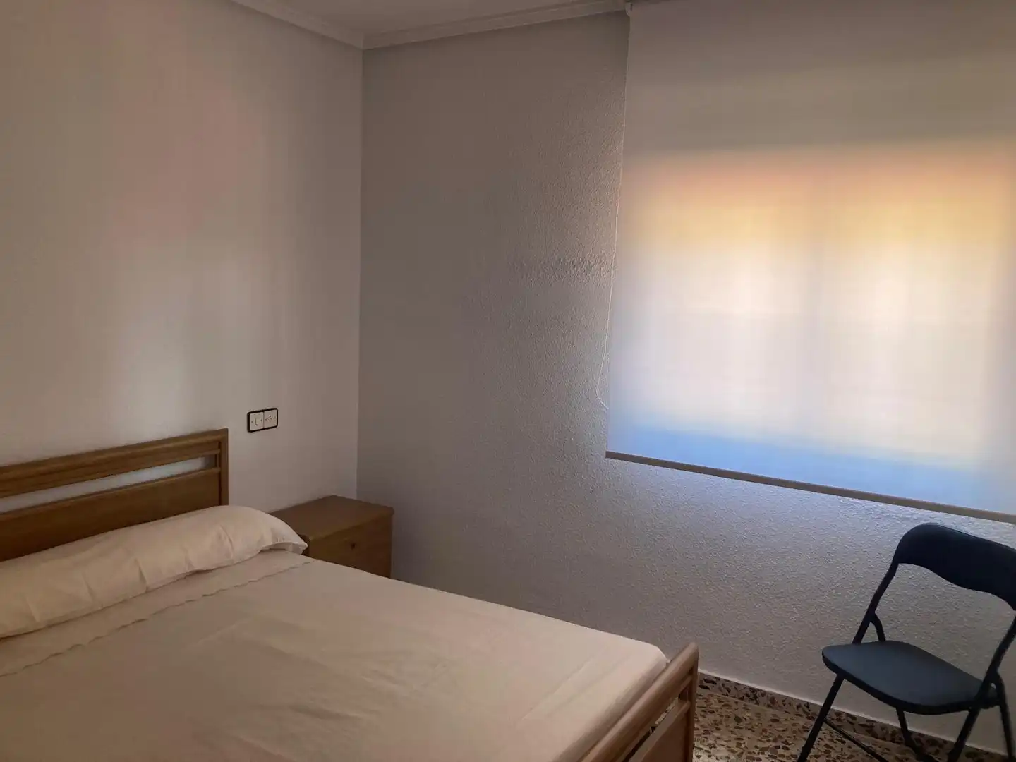 Habitación de Casa o chalet en venta en Villena con Jardín privado, Piscina y Amueblado