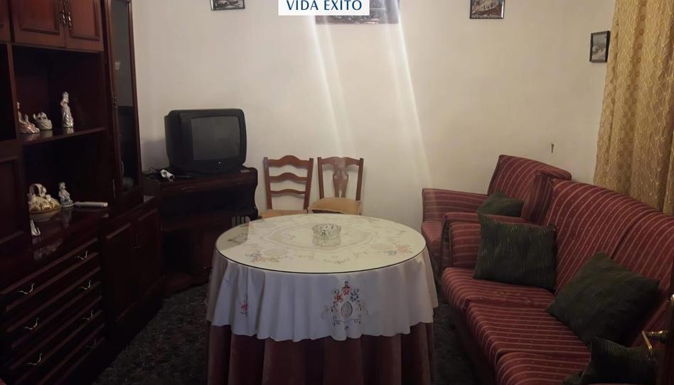 Foto 1 de Pis en venda a Jabalquinto, Jaén