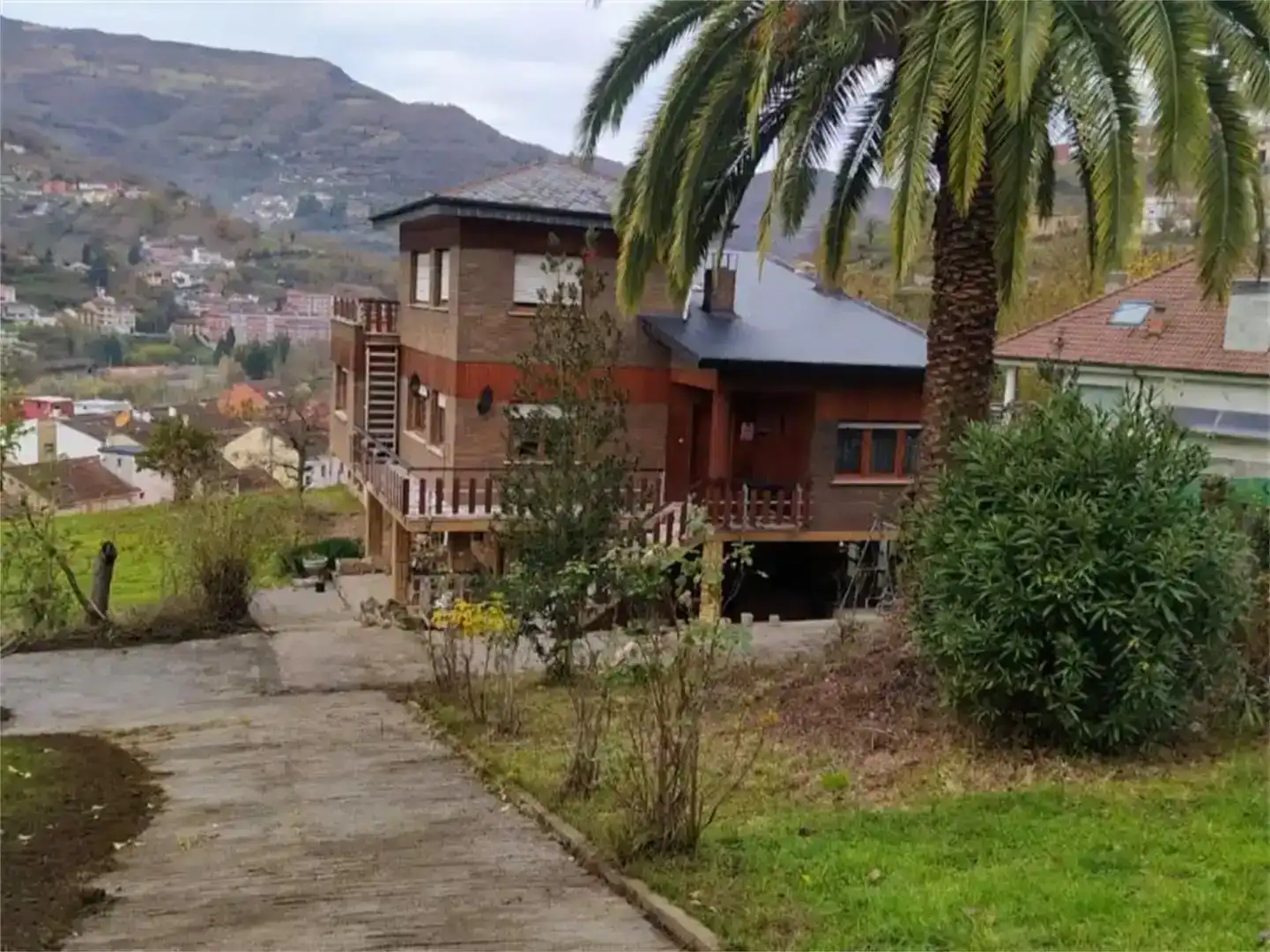 Vista exterior de Casa o chalet en venta en Aller