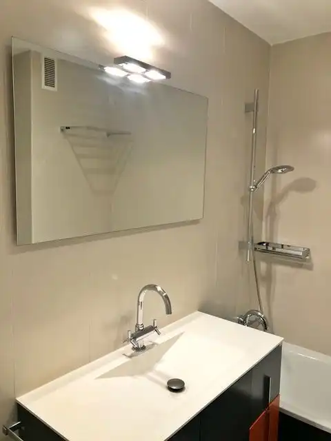 Badezimmer von Wohnung zum Verkauf in Salas de los Infantes mit Heizung