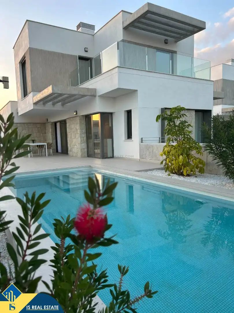 Villa avec piscine à vendre à Golf Bahía, imagen 10