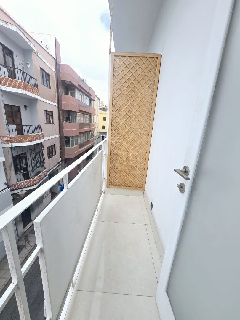 Terrassa de Pis en venda en Las Palmas de Gran Canaria amb Traster i Balcó