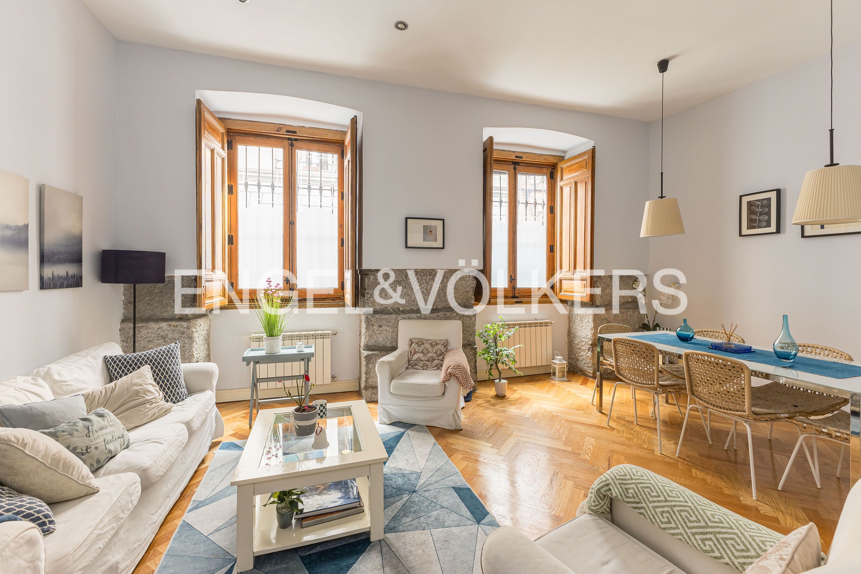 Living room of Flat for sale in  Madrid Capital  with Heating