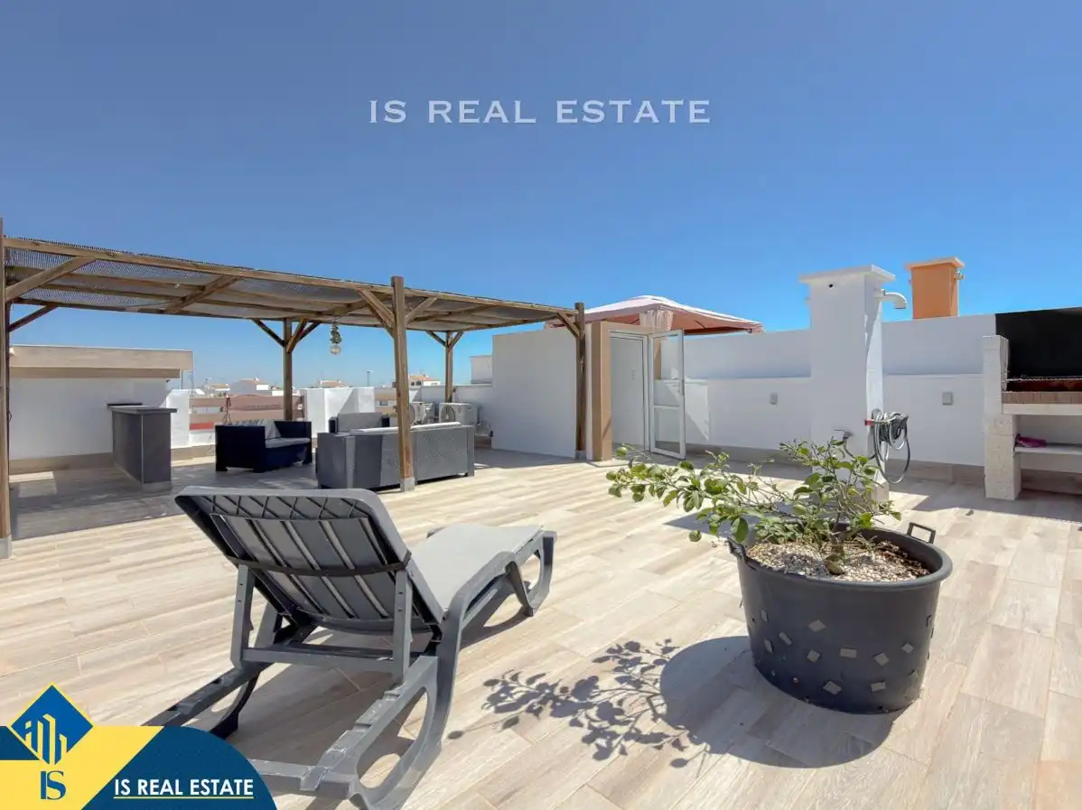 Ático con piscina en venta en Orihuela Costa