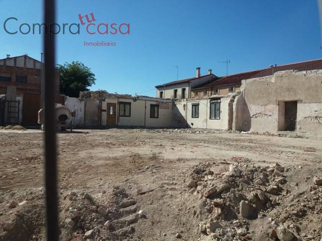 Terreno residencial en Venta en Carretera VALLADOLID, 16 en Carbonero el Mayor