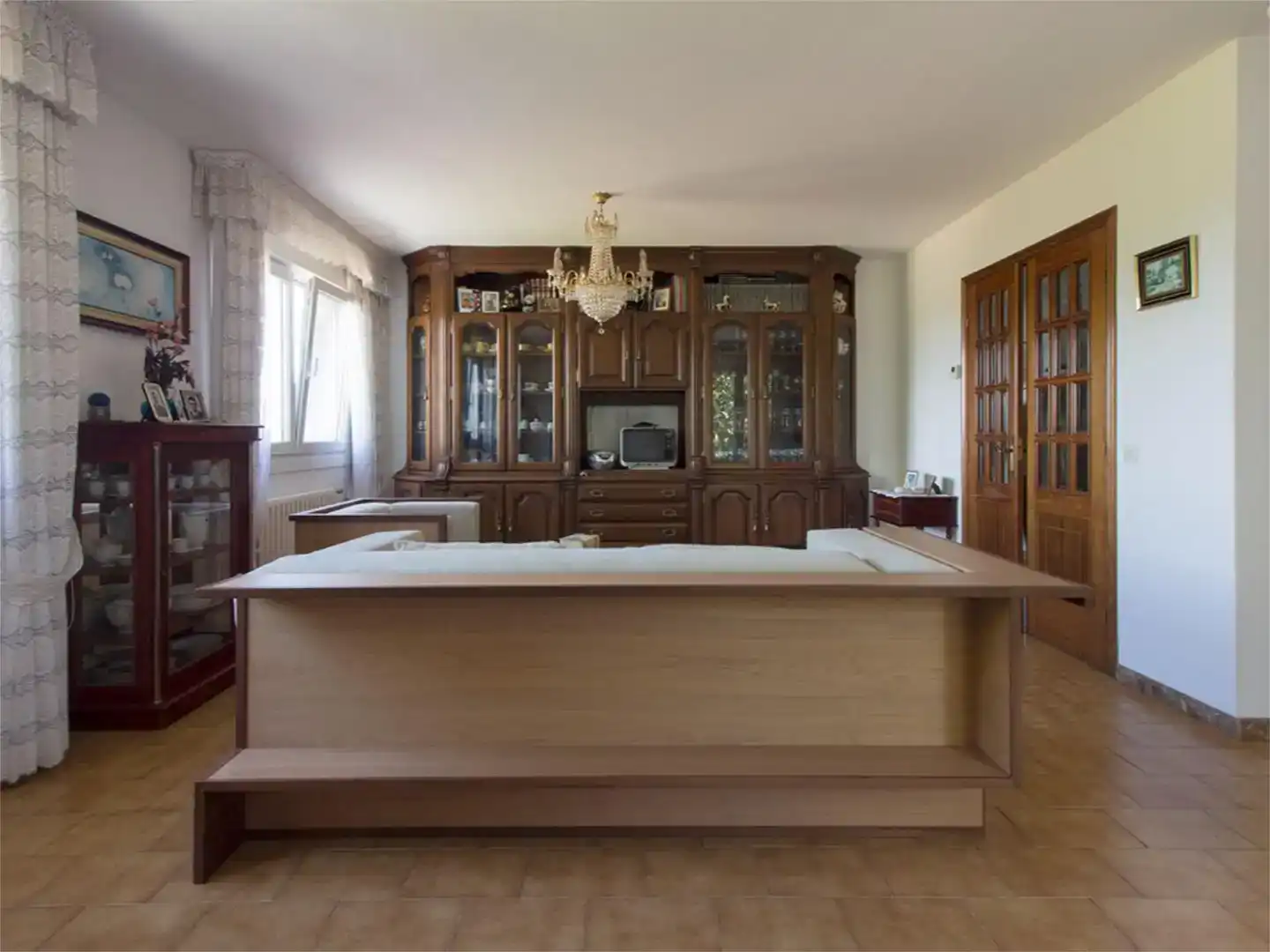 Sala d'estar de Pis en venda en A Baña   amb Jardí privat, Parquet i Moblat