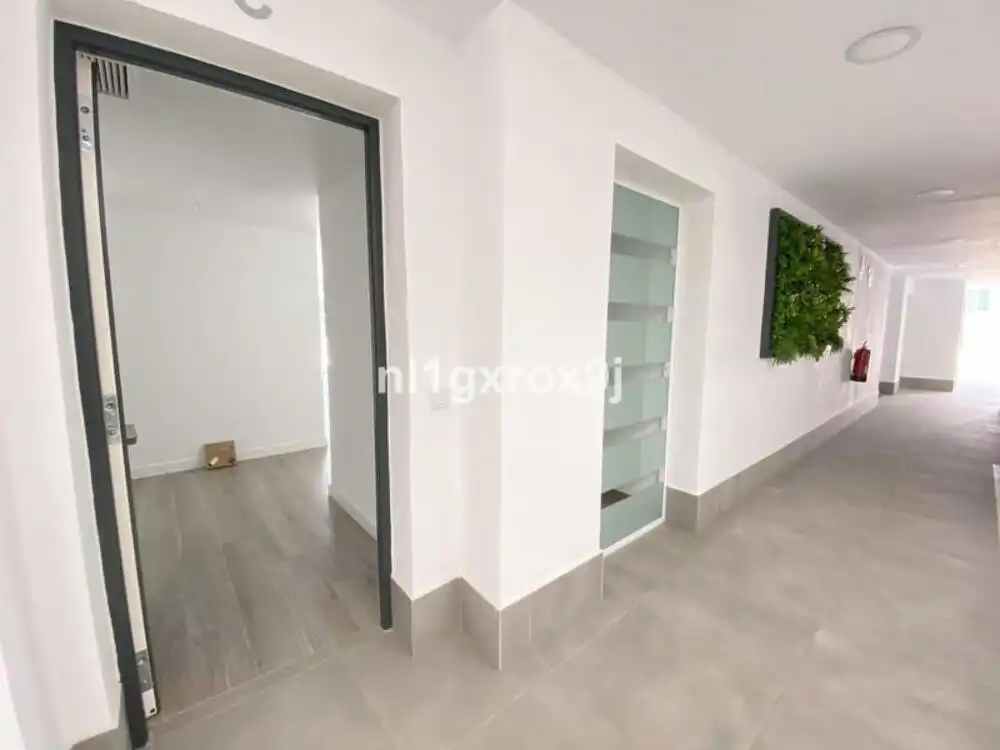 Planta baja en venta en Benahavís con Aire acondicionado, Terraza y Trastero