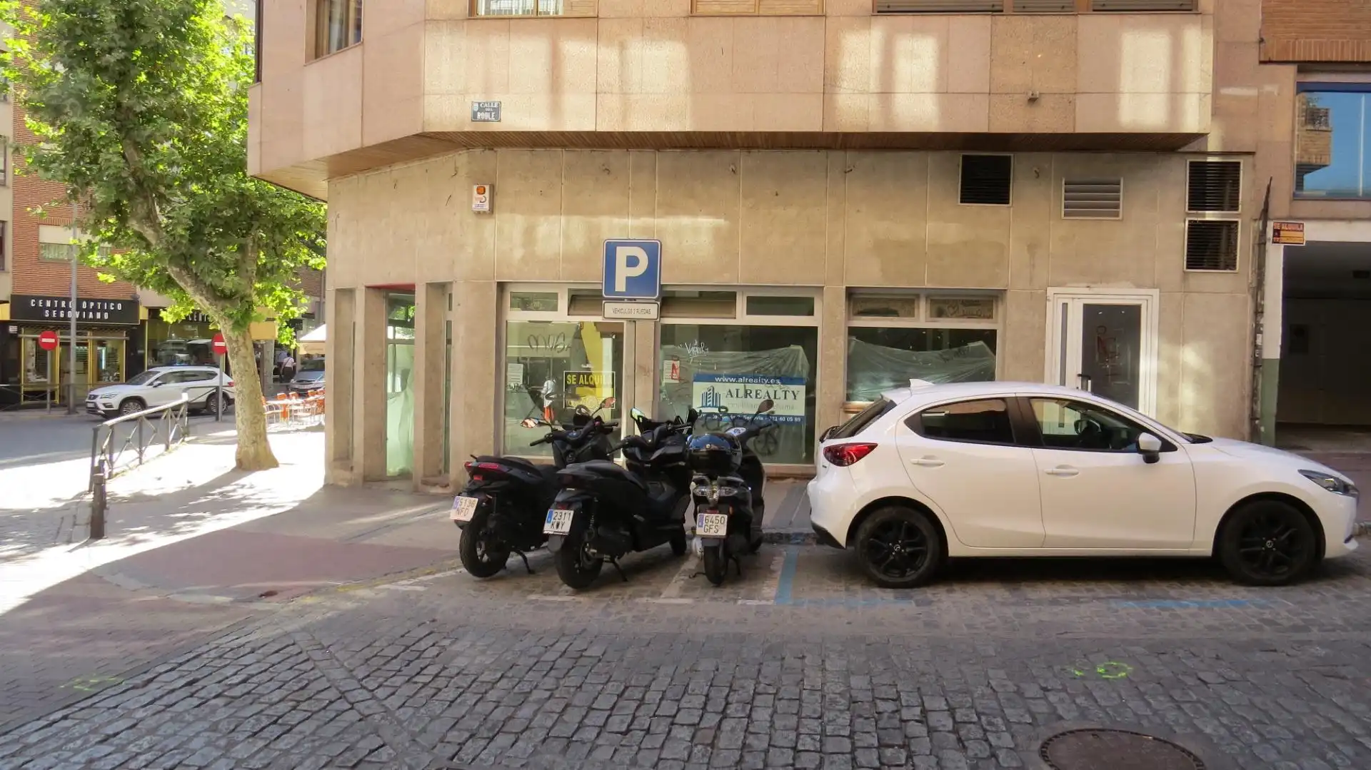Local comercial de lloguer a Calle SANTO TOMAS, imagen 2
