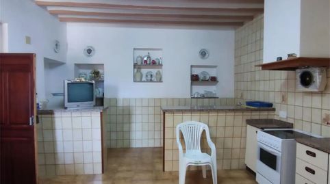 Foto 5 de Casa adosada en venda a Calle Mayor, 23, Algueña, Alicante