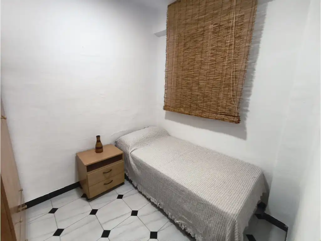 Flat for rent in Huerta de la Reina - Trassierra