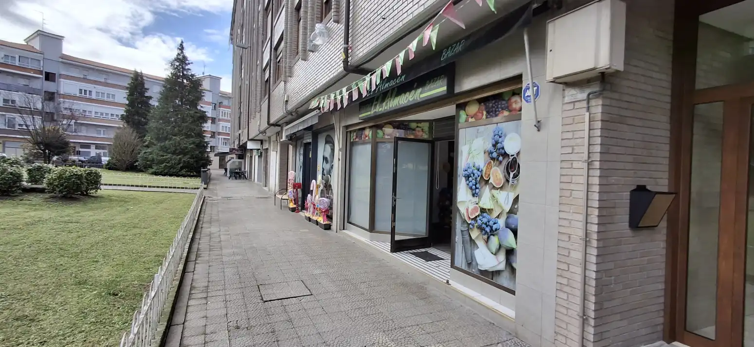 Local en venda en Torrelavega 