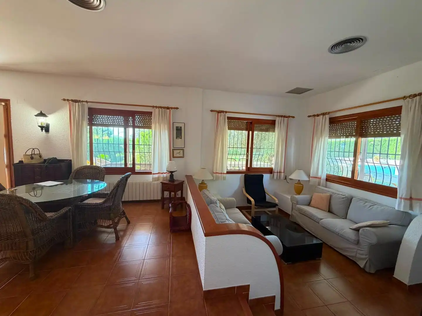 Living room of Houses for sale in Torrent  with Air Conditioner, Heating and Terrace