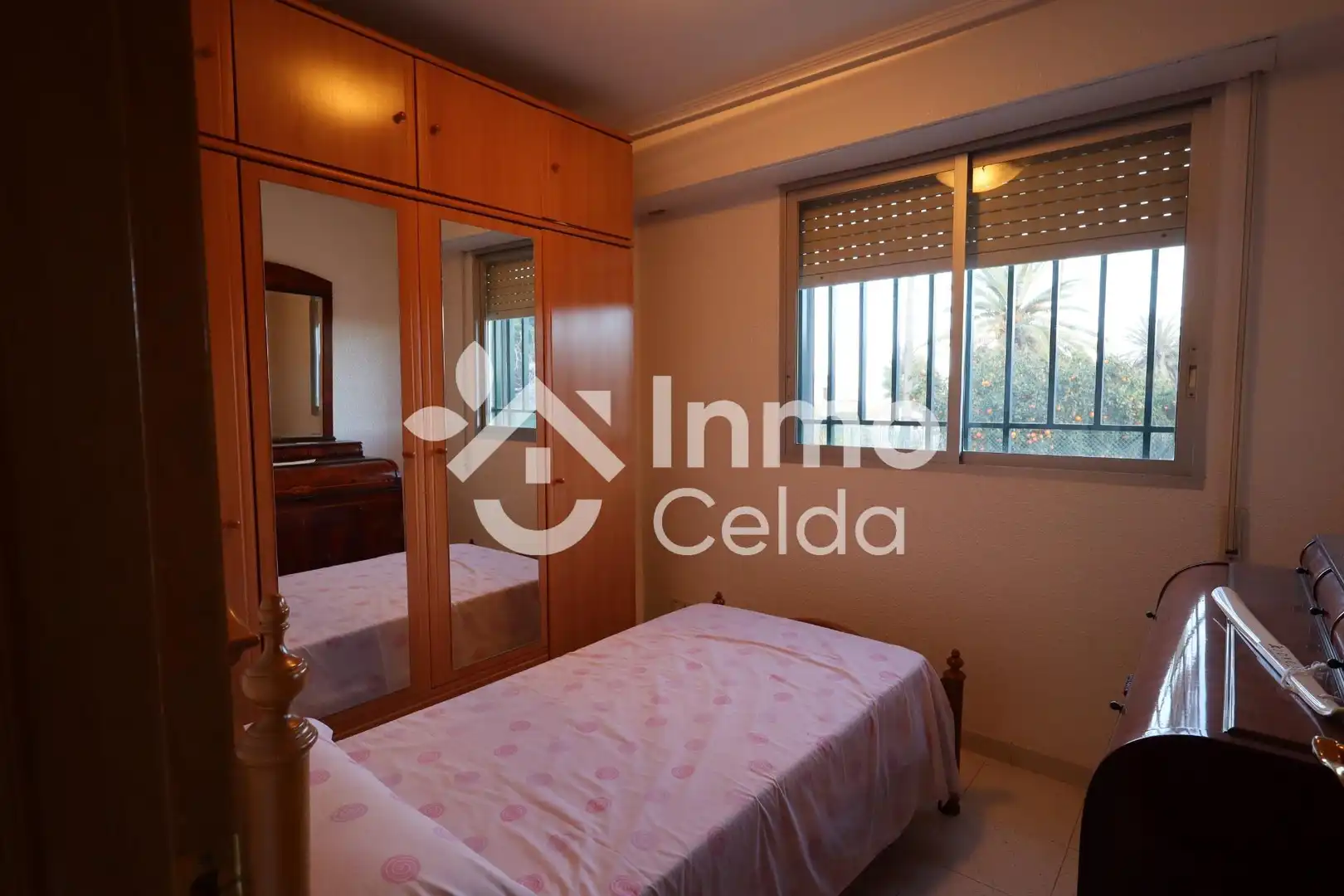 Habitación de Casa o chalet en venta en Chiva con Aire acondicionado, Calefacción y Jardín privado