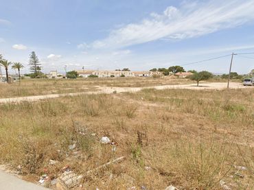 Terreno residencial en venta en Calle Sierra de Cazorla