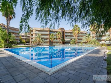 Apartament amb piscina en venda a Cami de les pasquales
