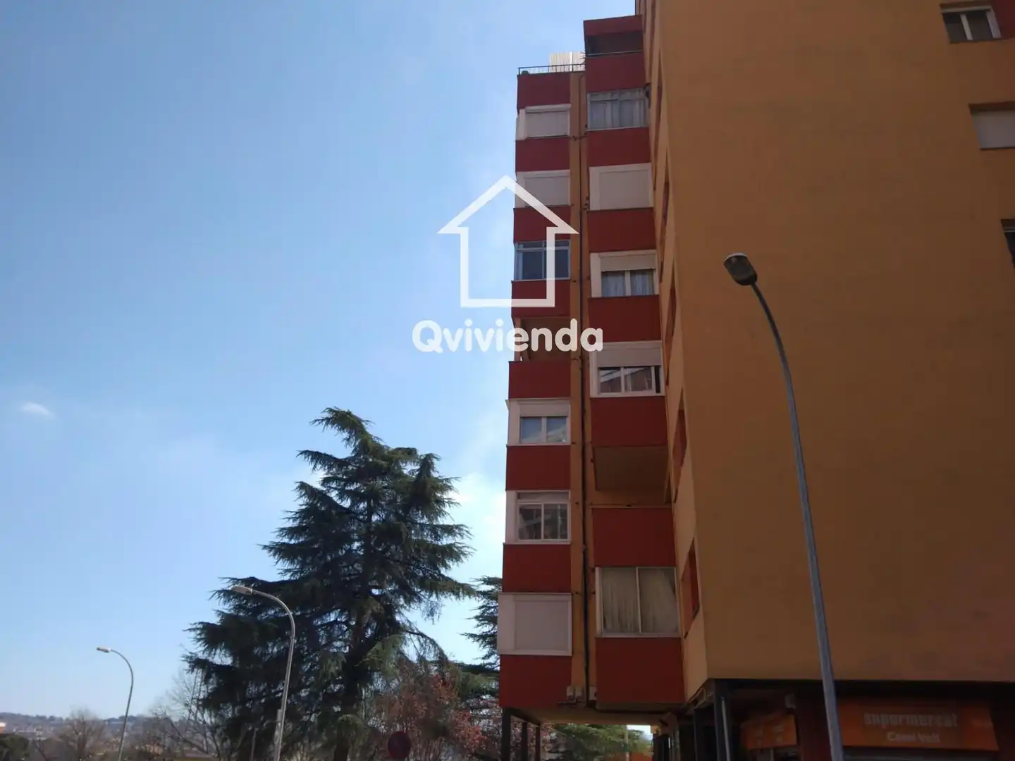 Vista exterior de Piso en venta en Granollers