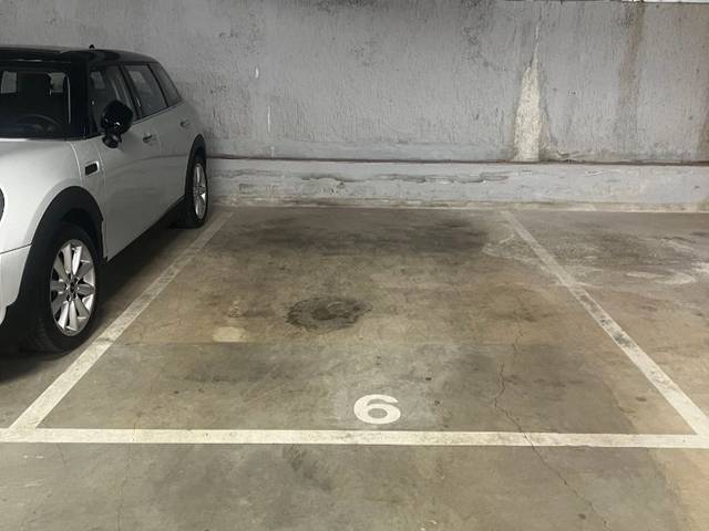 Garaje en Alquiler en Avinguda de Rius i Taulet, 6 en Centre - Estació