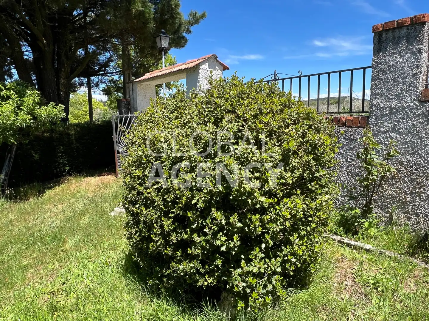 Haus oder Chalet zum Verkauf in Herradón de Pinares mit Heizung, Privatgarten und Terrasse