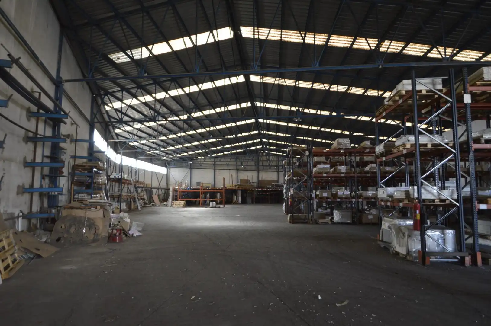 Nave industrial de alquiler en Almería