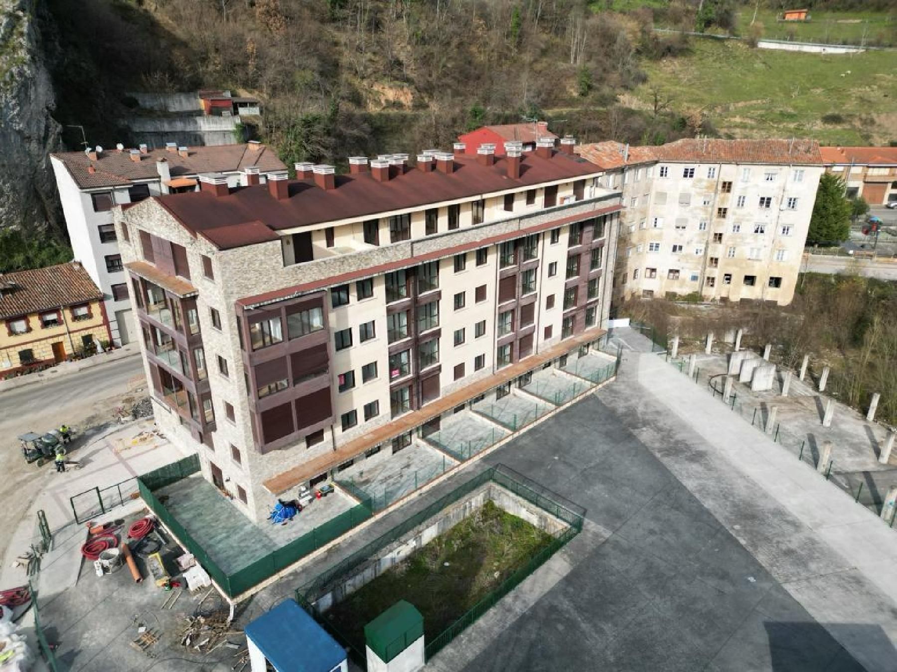 Exterior view of Flat for sale in Aller  with Storage room