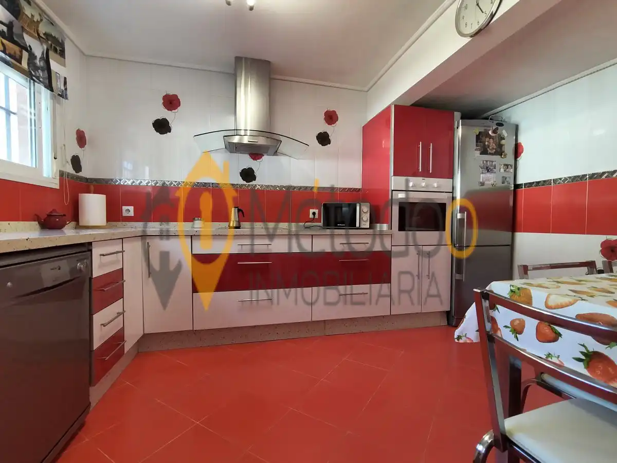 Kitchen of Detached homes for sale in Sevilla  with Air Conditioner and Terrace