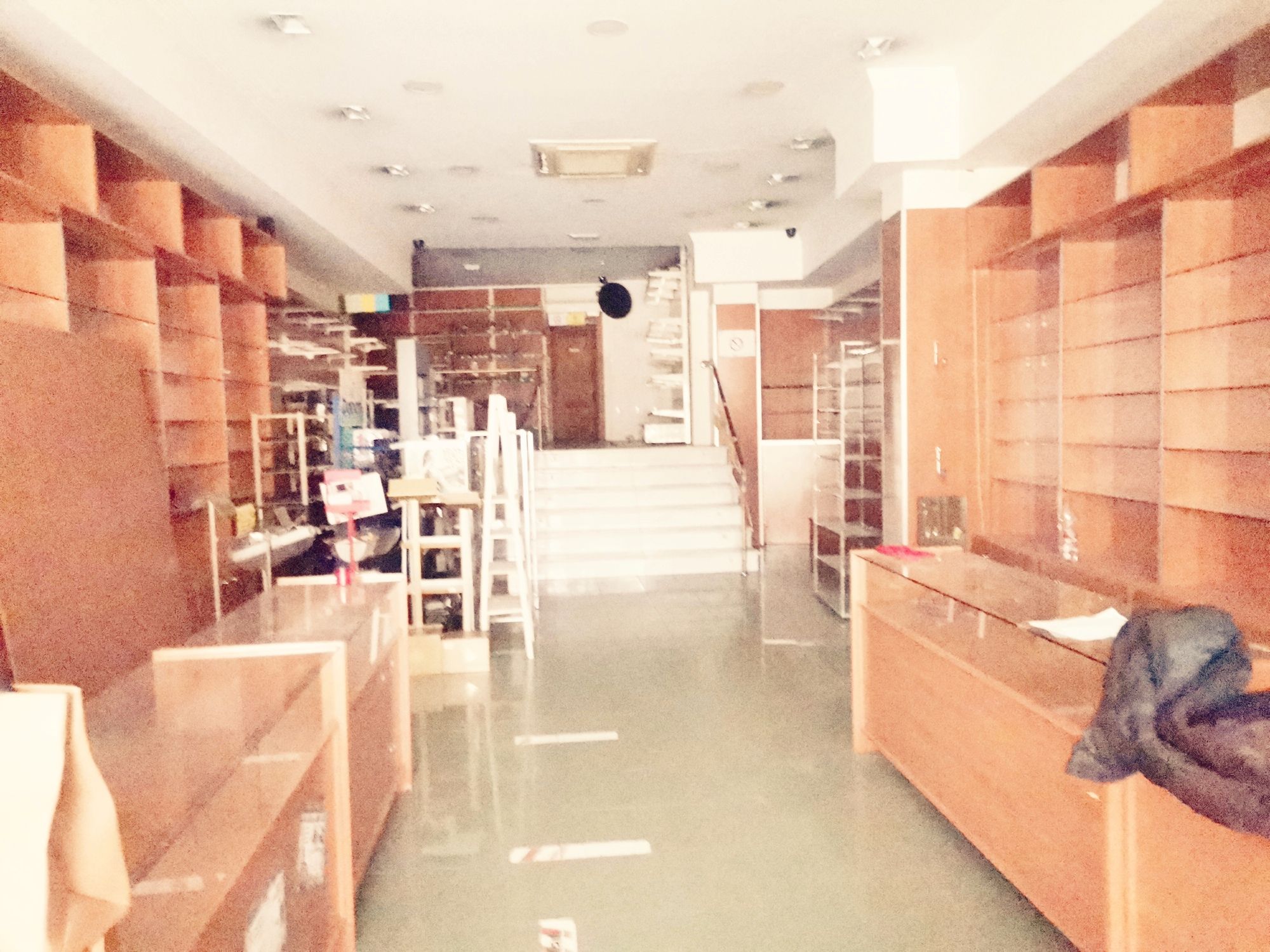 Premises to rent in Adra  with Air Conditioner, Furnished and Alarm