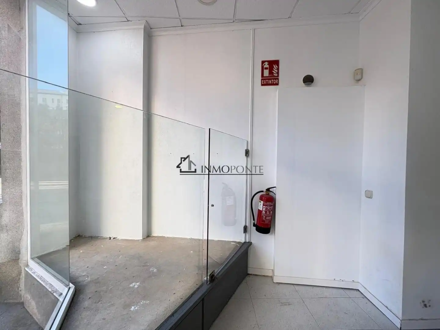 Local comercial de lloguer a Zona de Plaza de Barcelos, imagen 8