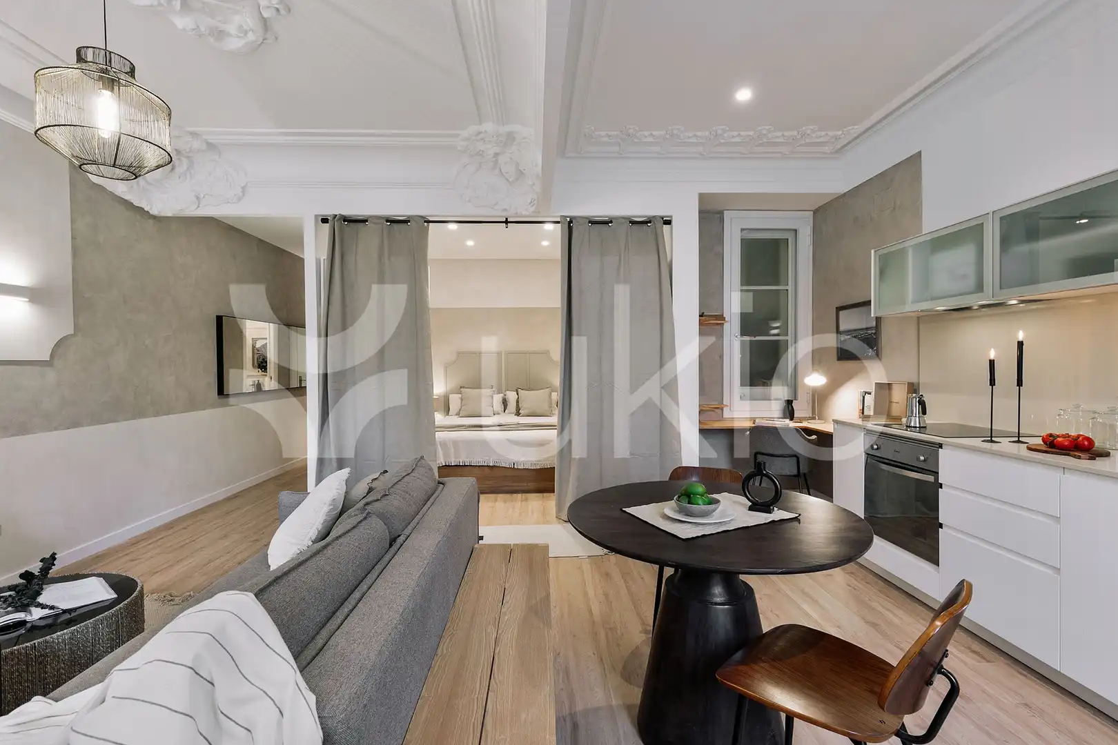 Bedroom of Study for rent in Barcelona  with Air Conditioner, Heating and Furnished