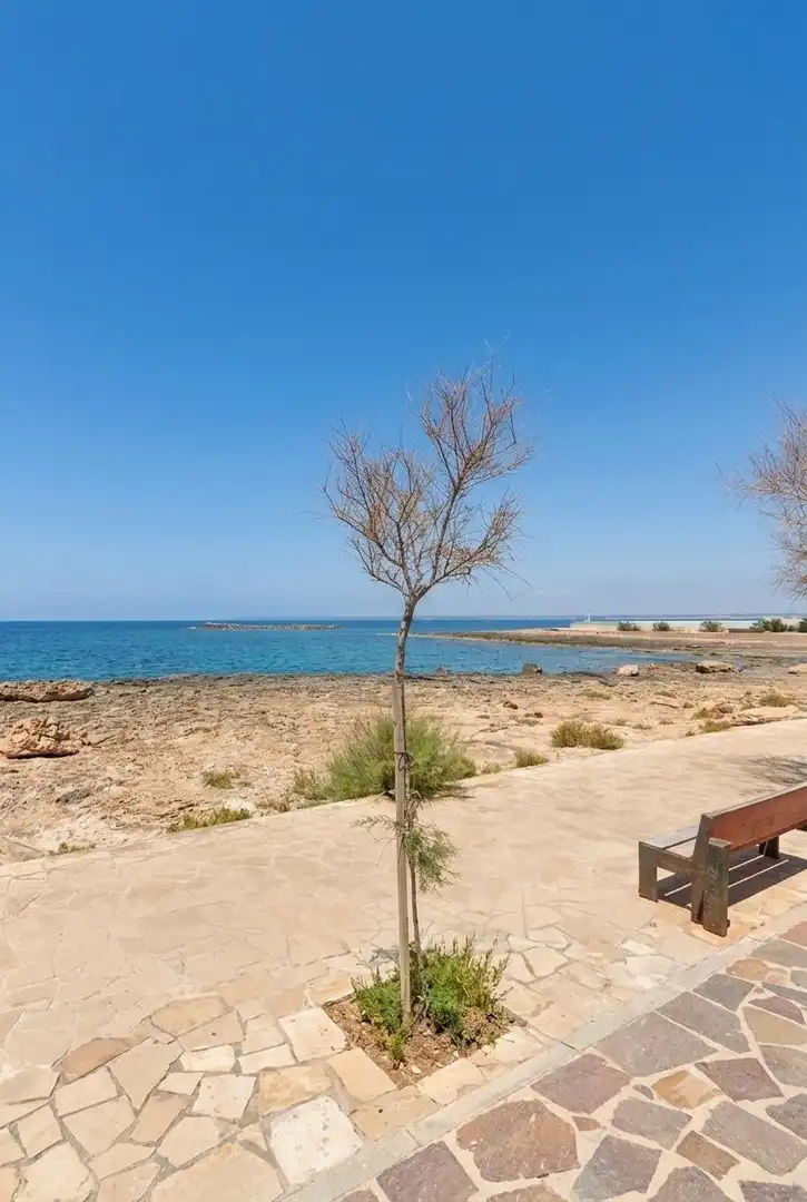 Flat for sale in Ses Salines