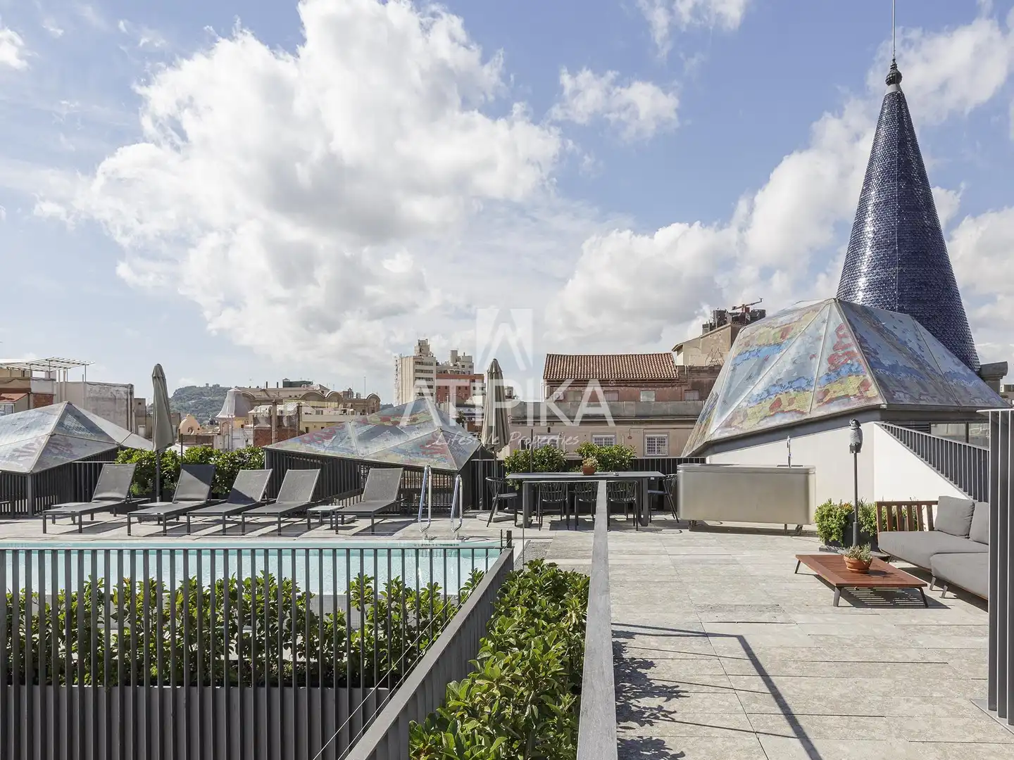 Duplex avec piscine à vendre à Eixample