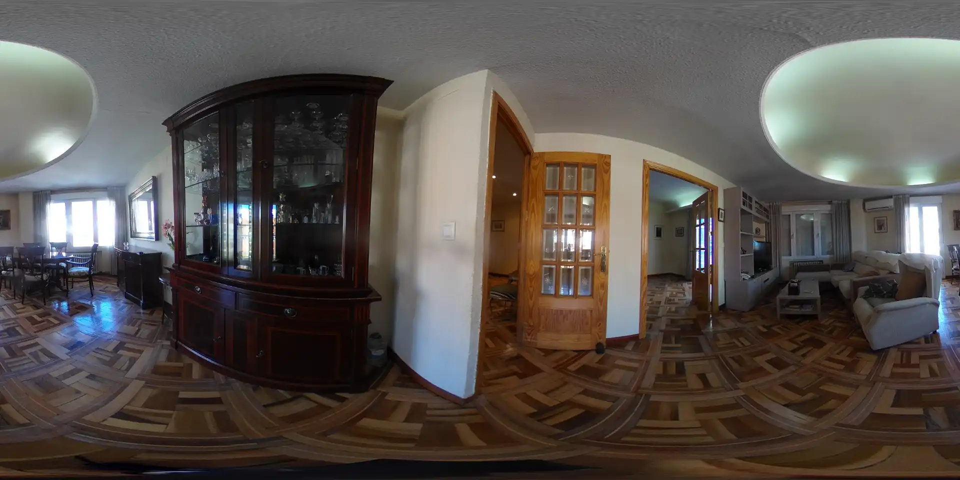 Flat for rent in Madrid  with Air Conditioner, Heating and Furnished