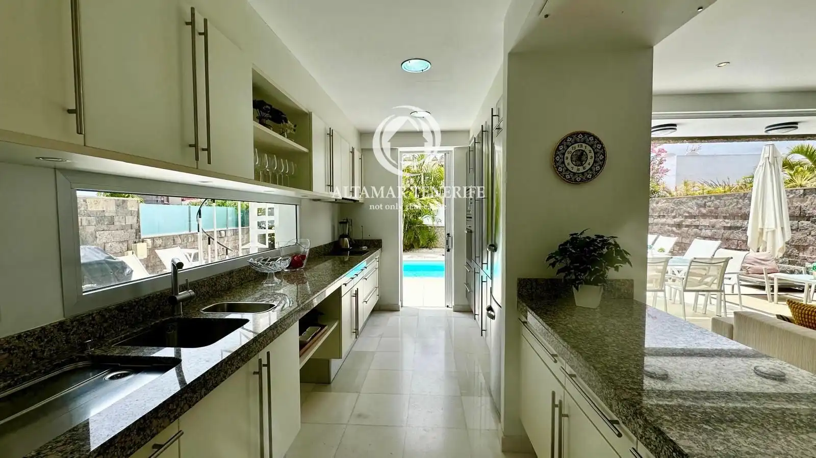 Casa en venda a Costa Adeje, imagen 2