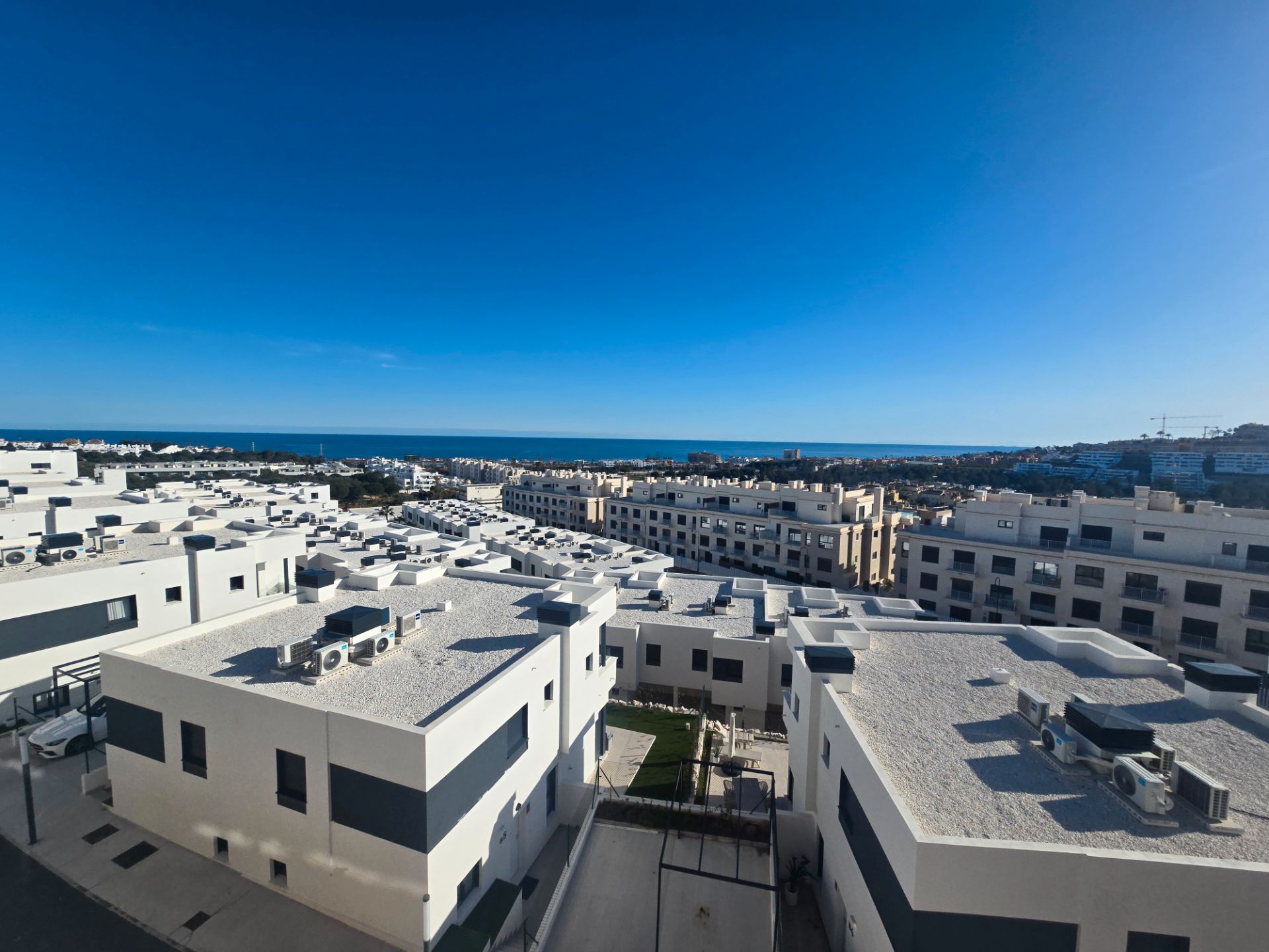 Vista exterior de Casa adosada en venta en Mijas con Aire acondicionado, Calefacción y Jardín privado