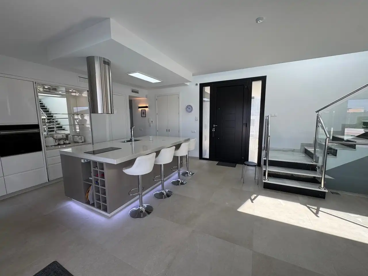 House with pool for sale in Puerto Vera, imagen 4