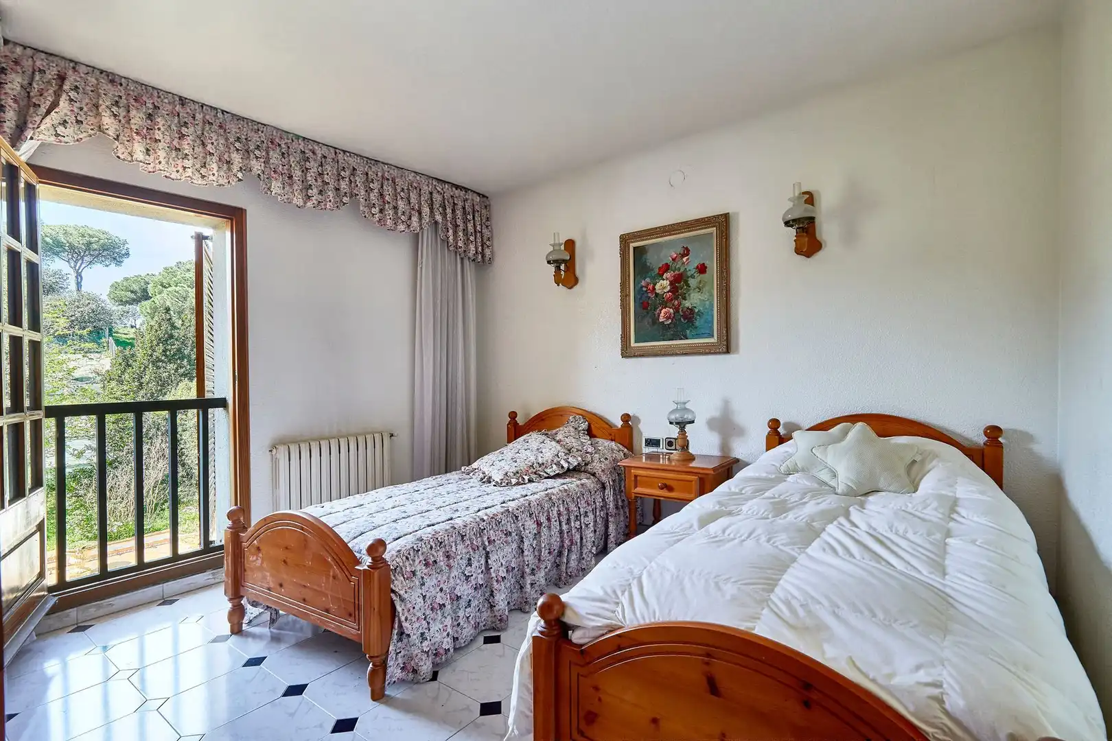 Habitación de Casa o chalet en venta en Sant Fost de Campsentelles con Calefacción, Jardín privado y Terraza