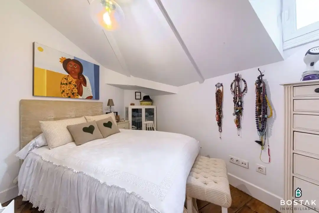 Habitación de Ático en venta en Bilbao  con Calefacción