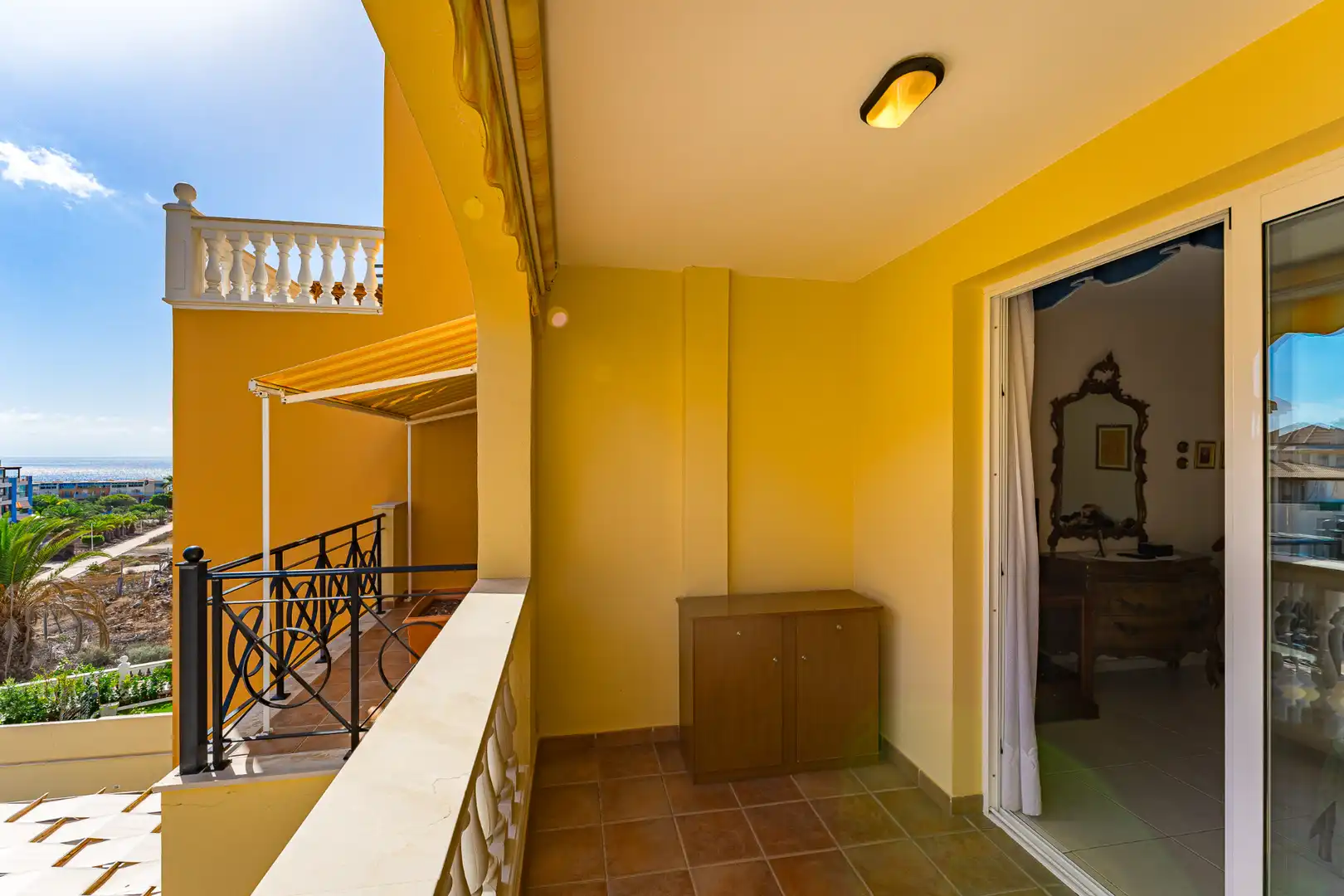 Apartament amb terrassa en venda a Calle Falúa 45, imagen 13